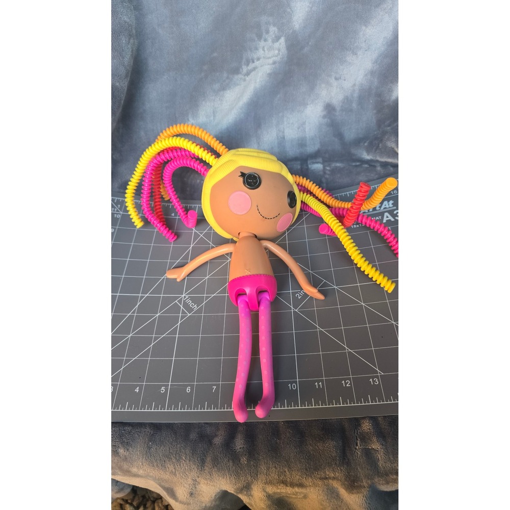 MGA Lalaloopsy Silly Hair Doll Yellow Pink Orange Bendable Hair Button Eyes 13in